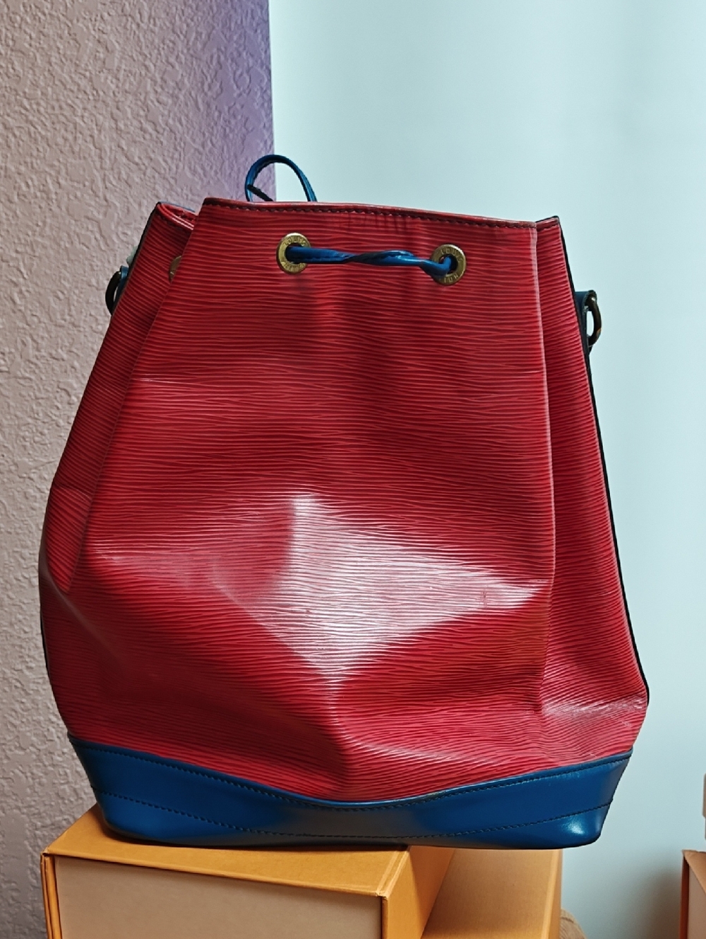 Louis Vuitton Red and Blue Women's Bucket Bag